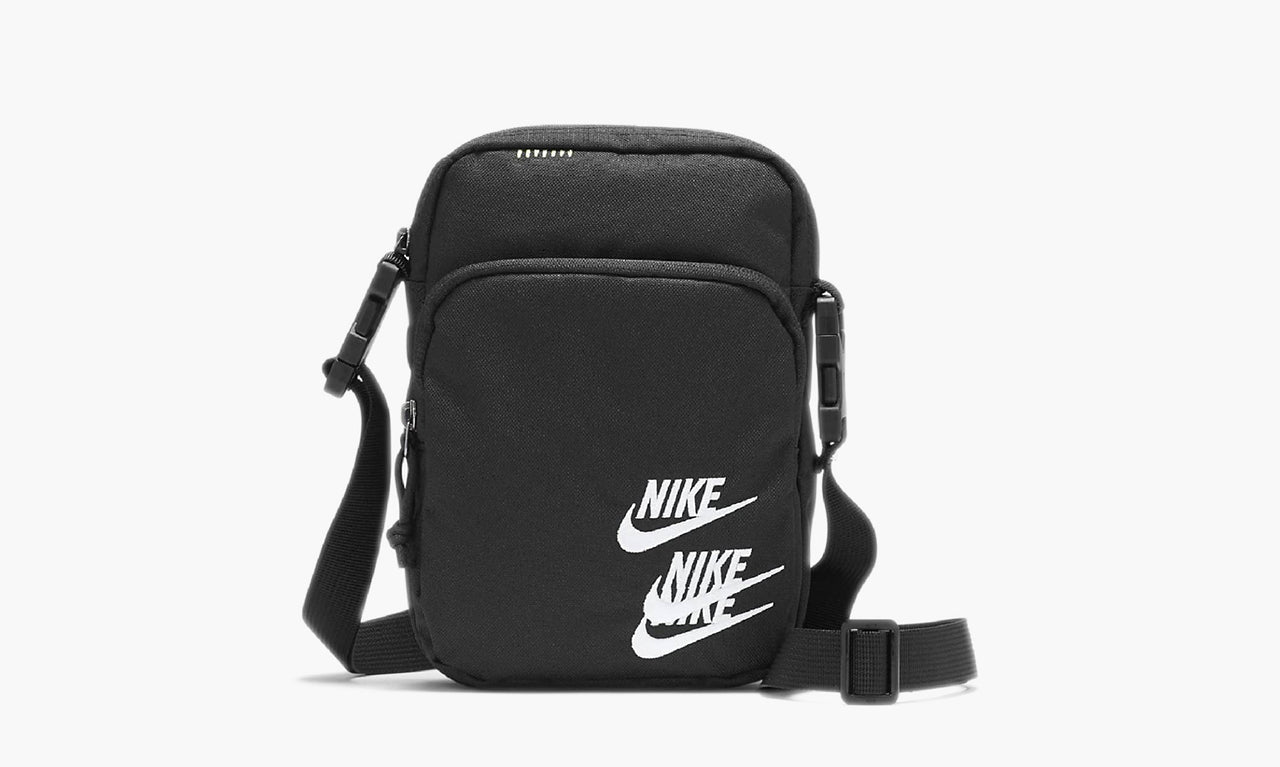 Nike crossbody 2025 bag black