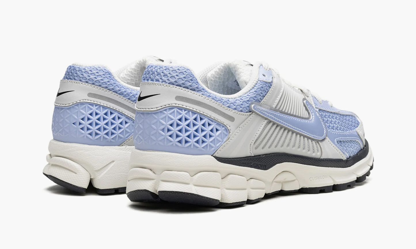 Nike Zoom Vomero 5 WMNS «Royal Tint Photon Dust» - FJ4588 025 | Grailshop