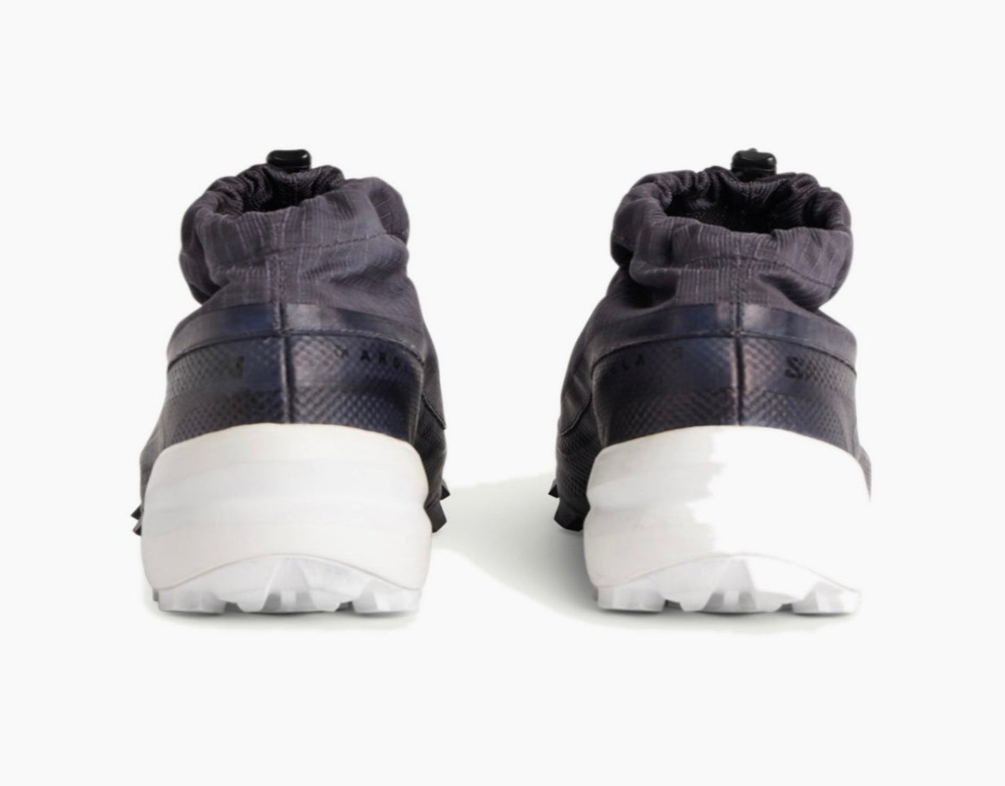 "Cross Low Drawstring Black"