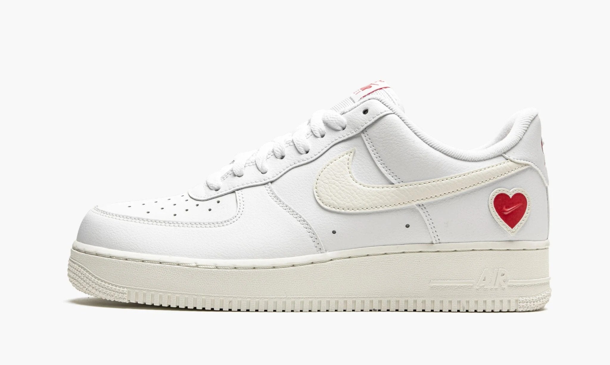 Nike air force 1 hotsell saint valentin