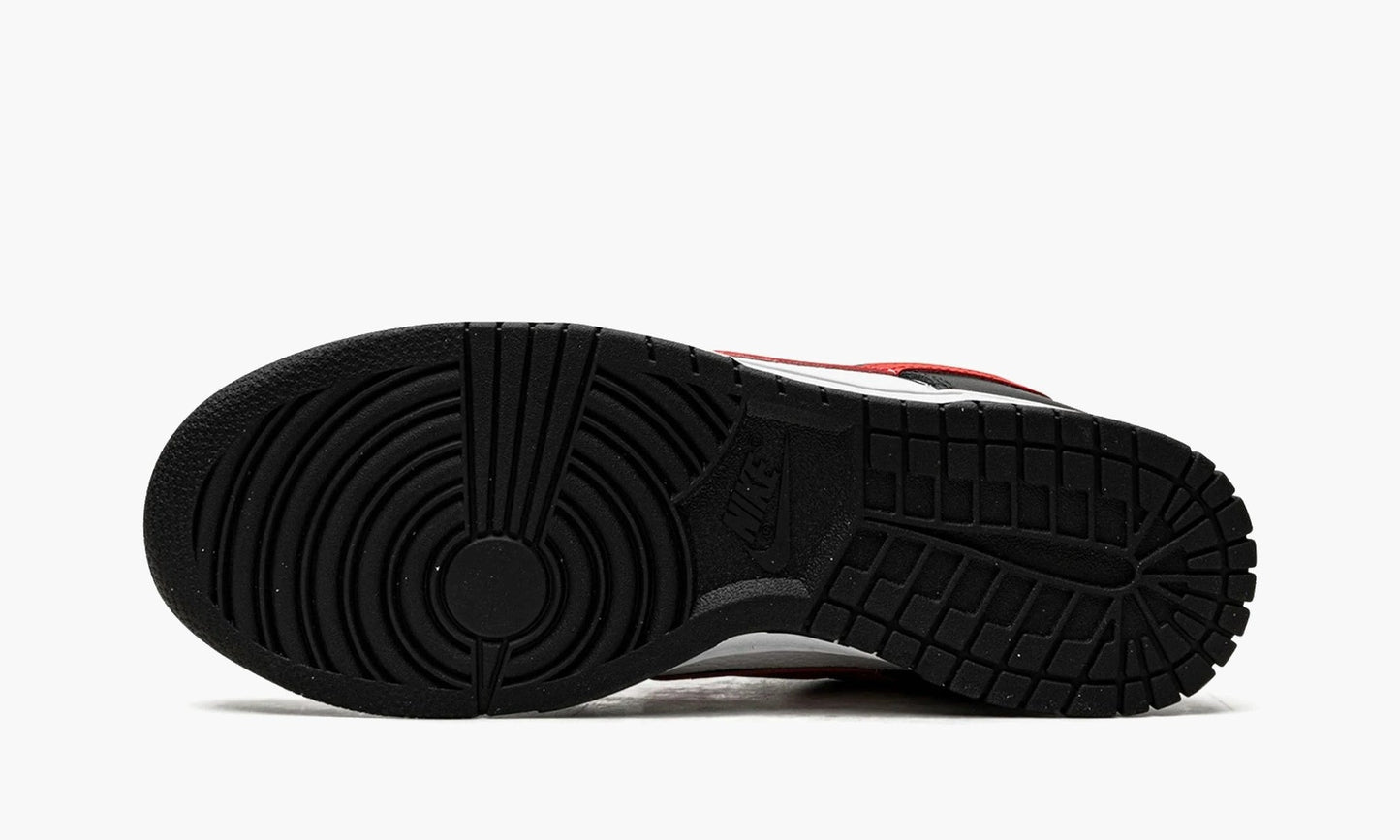 Dunk Low Retro "Red Swoosh Panda" - FB3354 001 | Grailshop