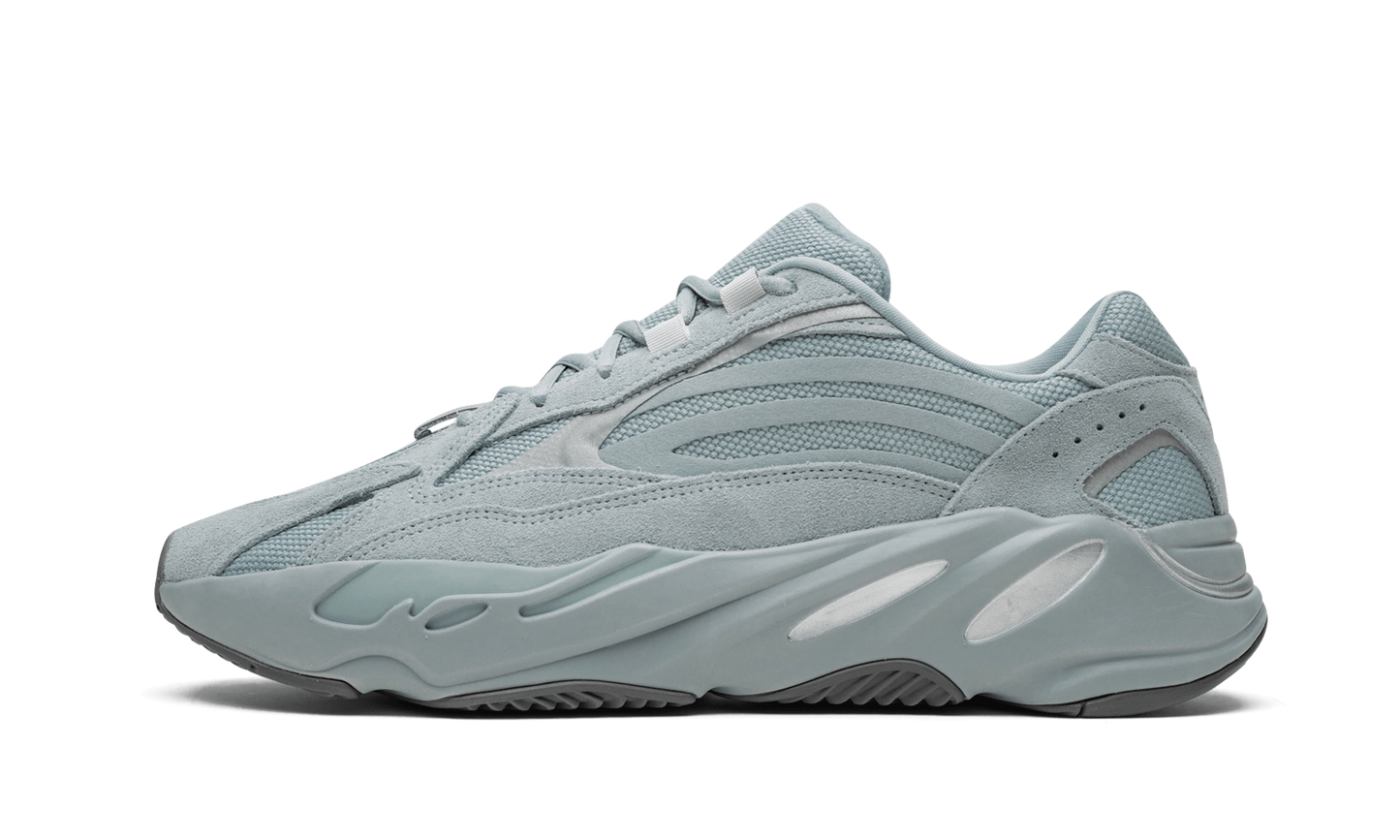 Yeezy Boost 700 V2 “Hospital Blue” - FV8424 | Grailshop