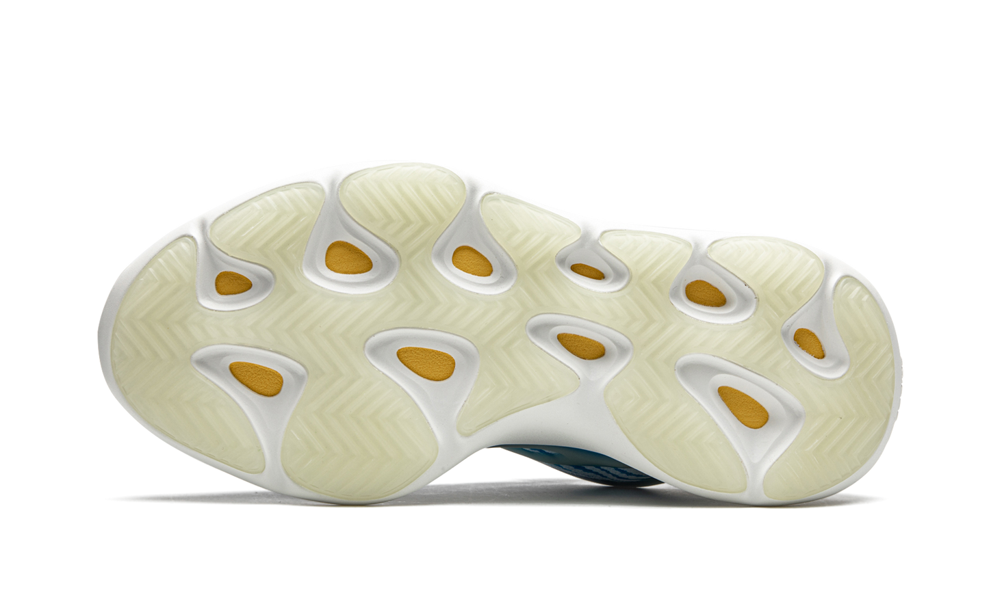 Yeezy 700 V3 «Azareth» - G54850 | Grailshop