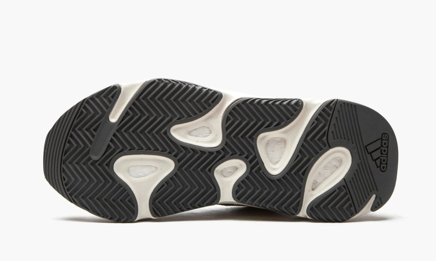 Yeezy Boost 700 V2 "Cream" - GY7924 | Grailshop