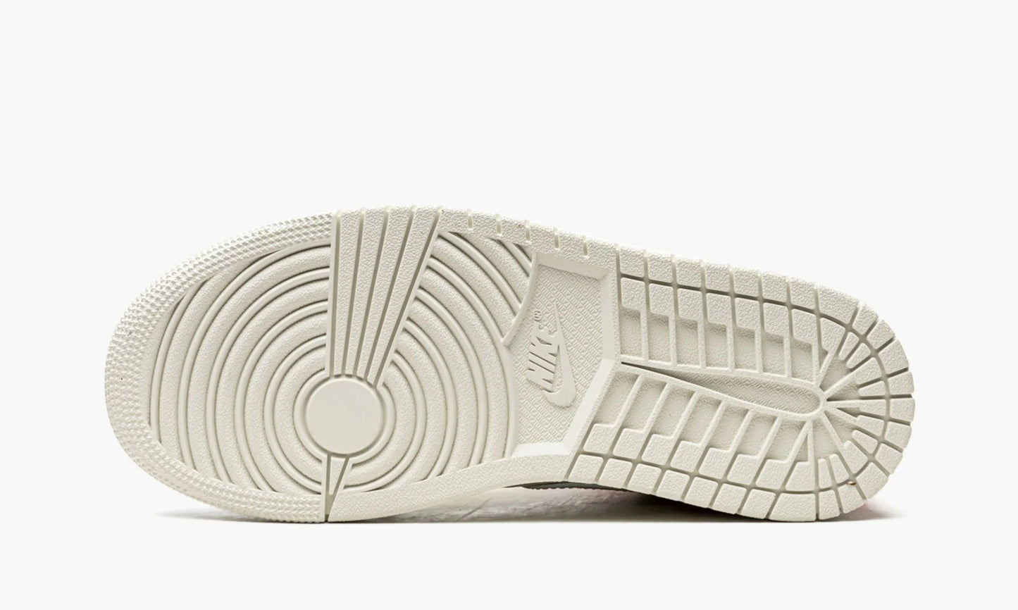 Air Jordan 1 Mid WMNS "To My First Coach" - DJ6908 100 | Grailshop