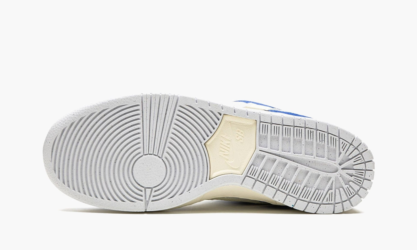 SB Dunk Low Pro "Fly Streetwear Gardenia" - DQ5130 400 | Grailshop