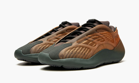 Yeezy 700 V3 “Copper Fade” - GY4109 | Grailshop