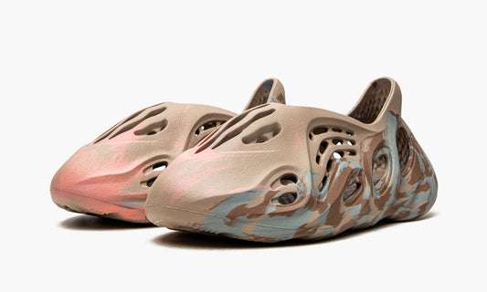 Yeezy Foam Runner “MX Sand Grey” - GY3969 | Grailshop