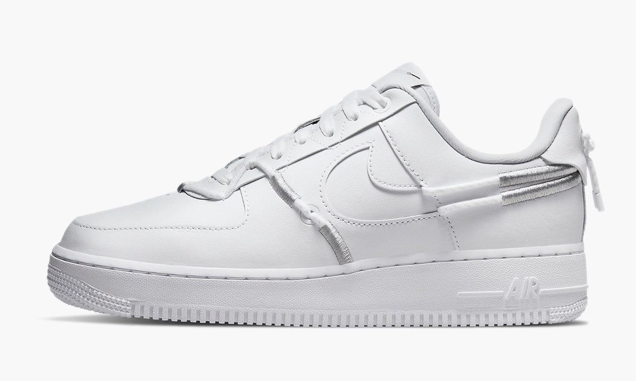 Nike air force shop 270 triple white