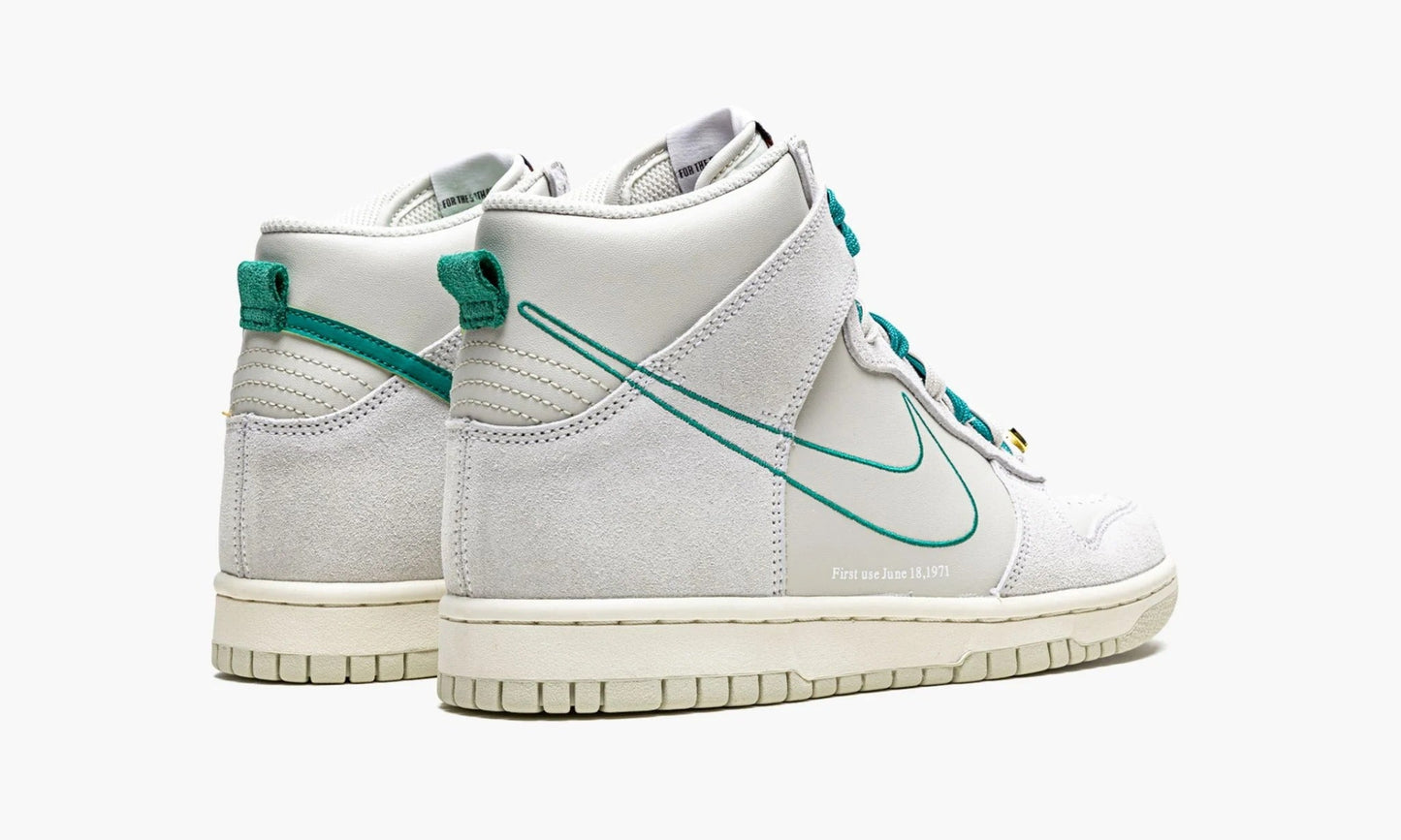 Nike Dunk High SE GS "First Use Sail" - DD0733 001 | Grailshop