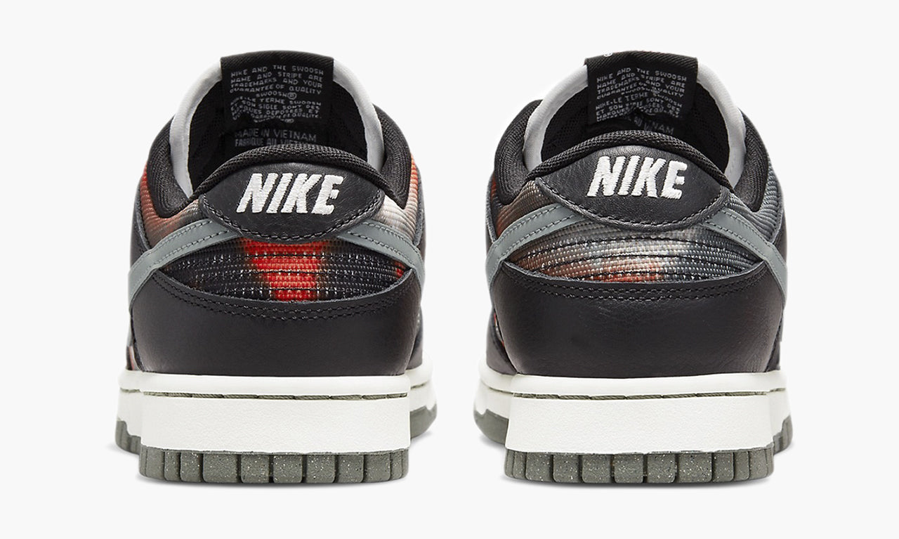 Nike Dunk Low "Graffiti Black Red" - DM0108-001 | Grailshop