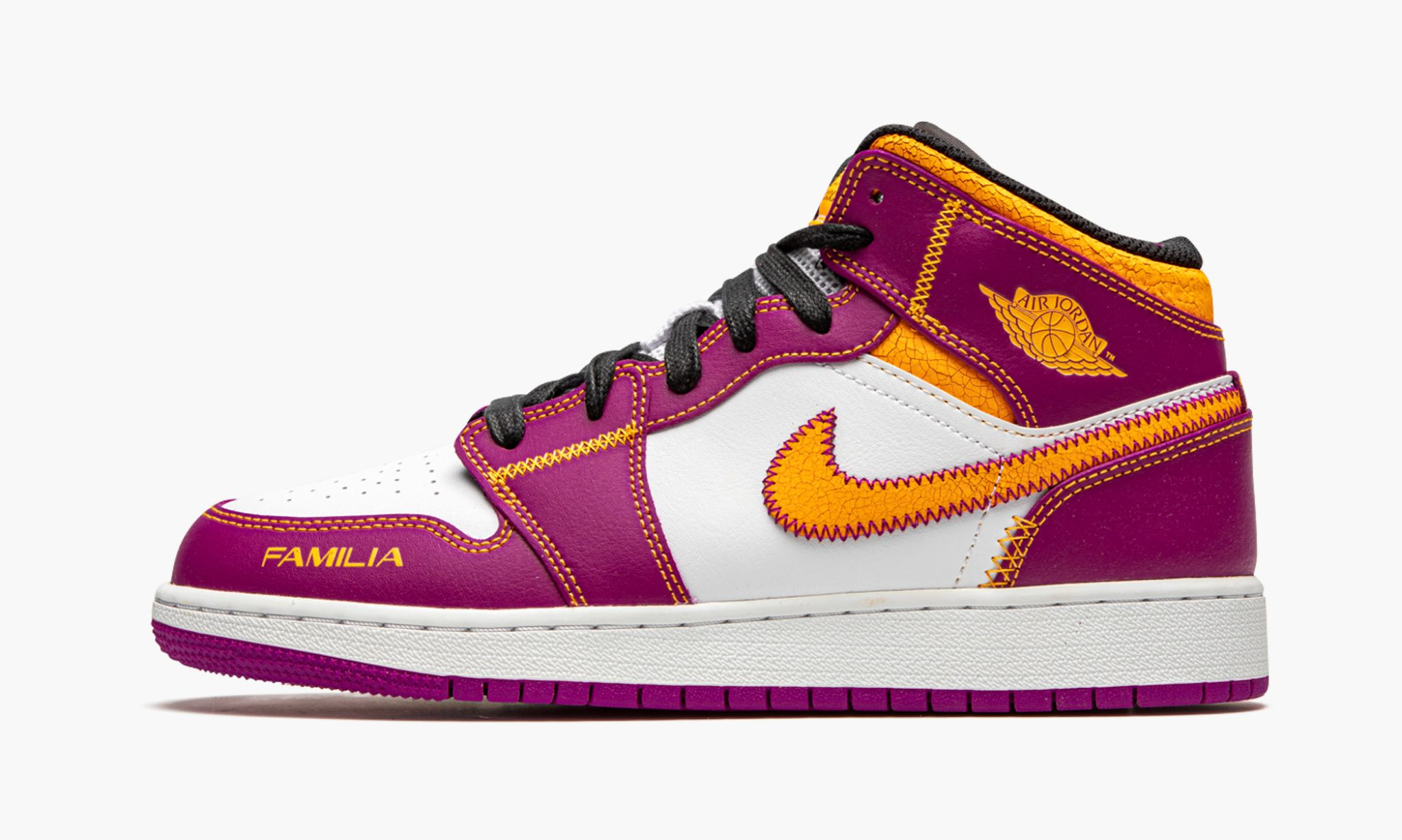 Air jordan mid familia new arrivals