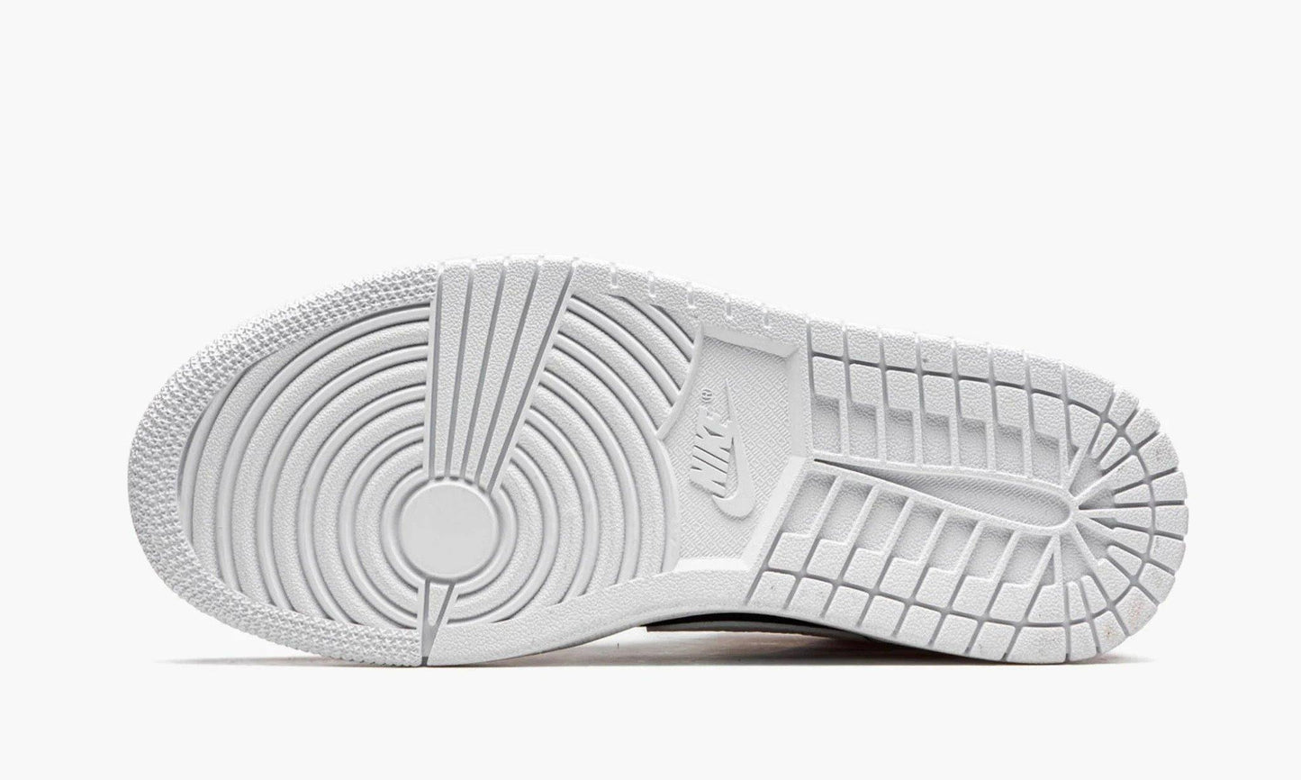 Air Jordan 1 Mid WMNS "Gym Red / Black" - BQ6472 601 | Grailshop