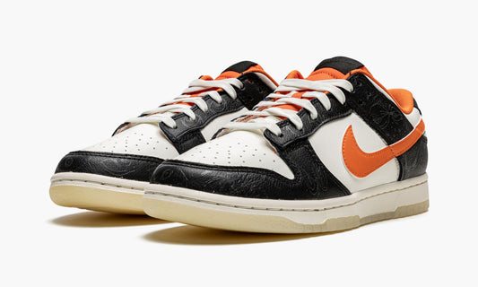 Dunk Low PRM "Halloween" - DD3357 100 | Grailshop