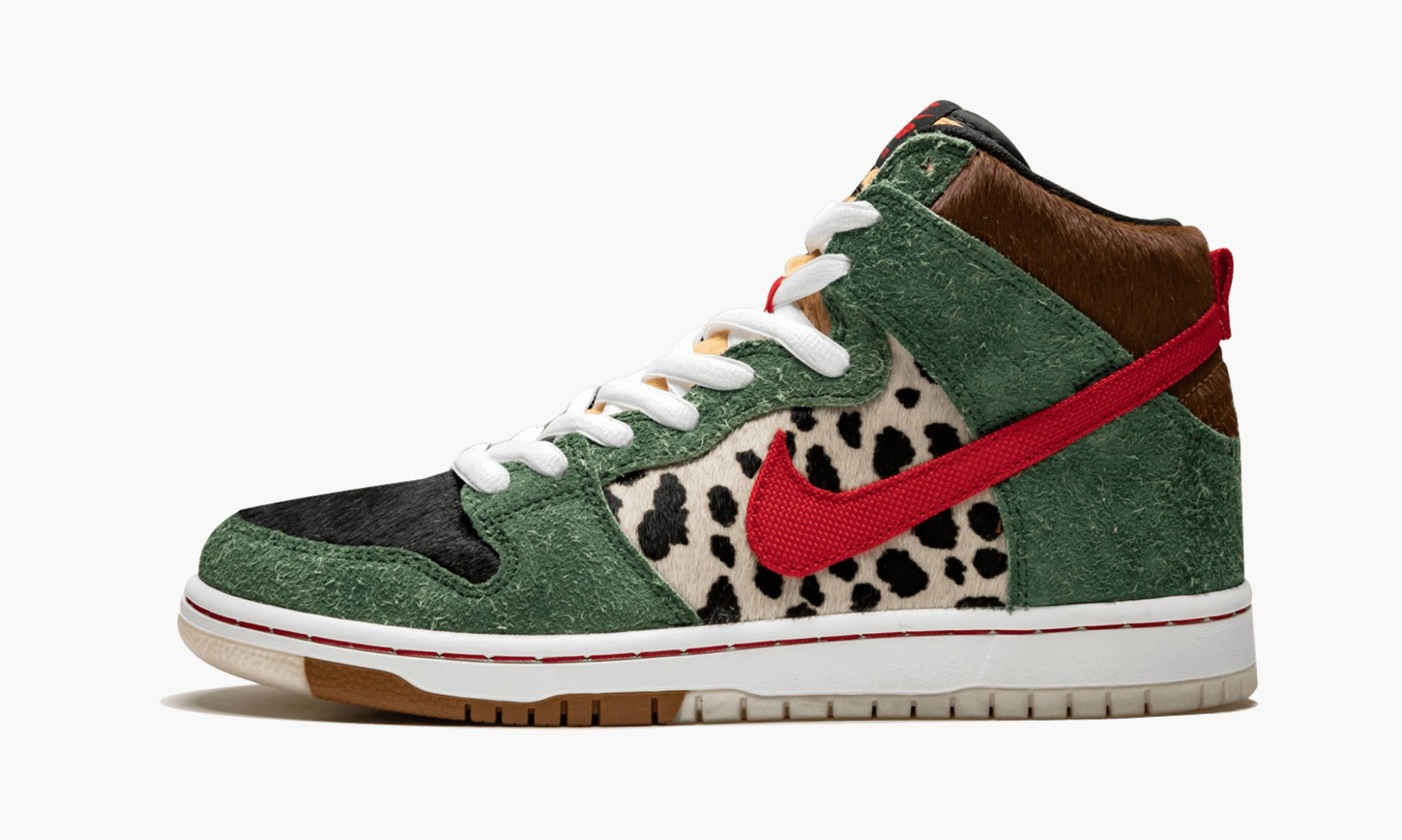 Dog walker 2025 sb dunk