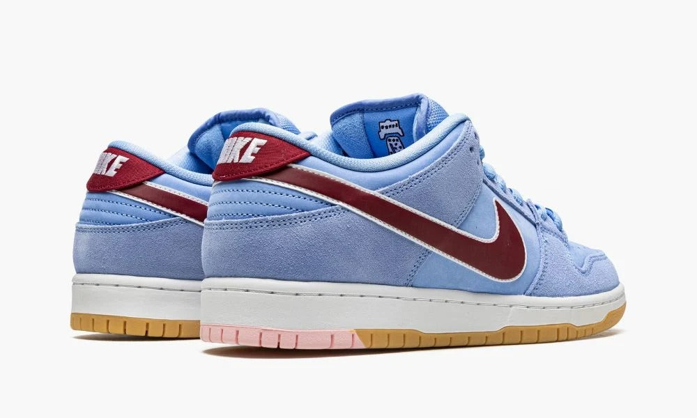 Nike SB Dunk Low "Philadelphia Phillies" - DQ4040-400 | Grailshop