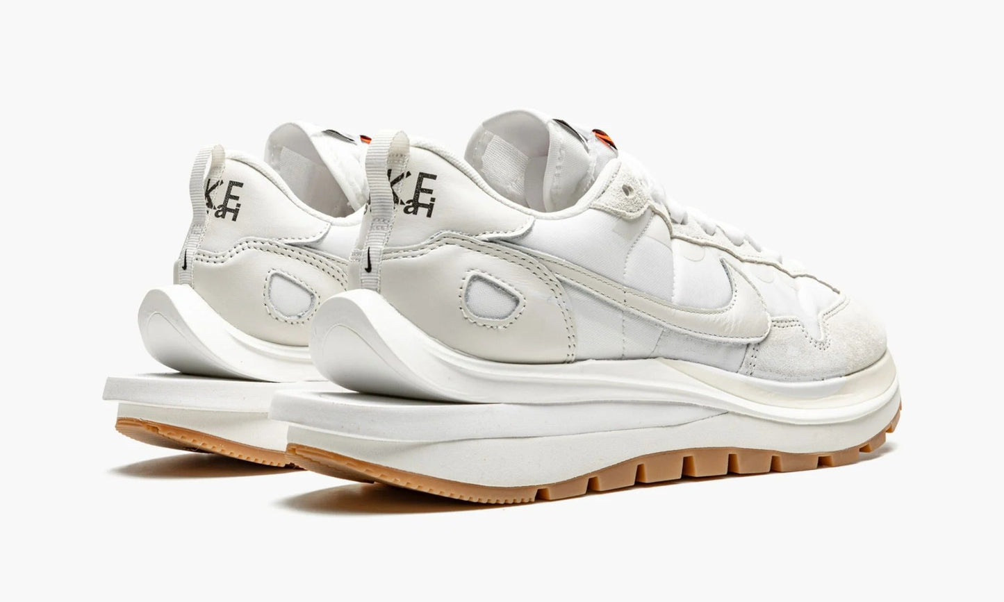 Nike Sacai Vaporwaffle "Sail Gum" - DD1875 100 | Grailshop