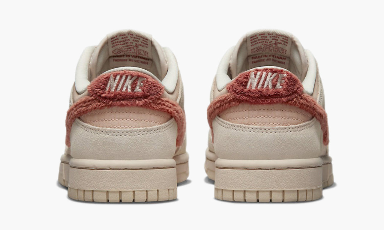 Nike Dunk Low WMNS "Terry Swoosh" - DZ4706 200 | Grailshop