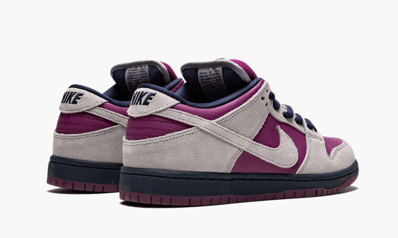 Nike Dunk SB Low "Atmosphere Grey True Berry" - BQ6817 001 | Grailshop