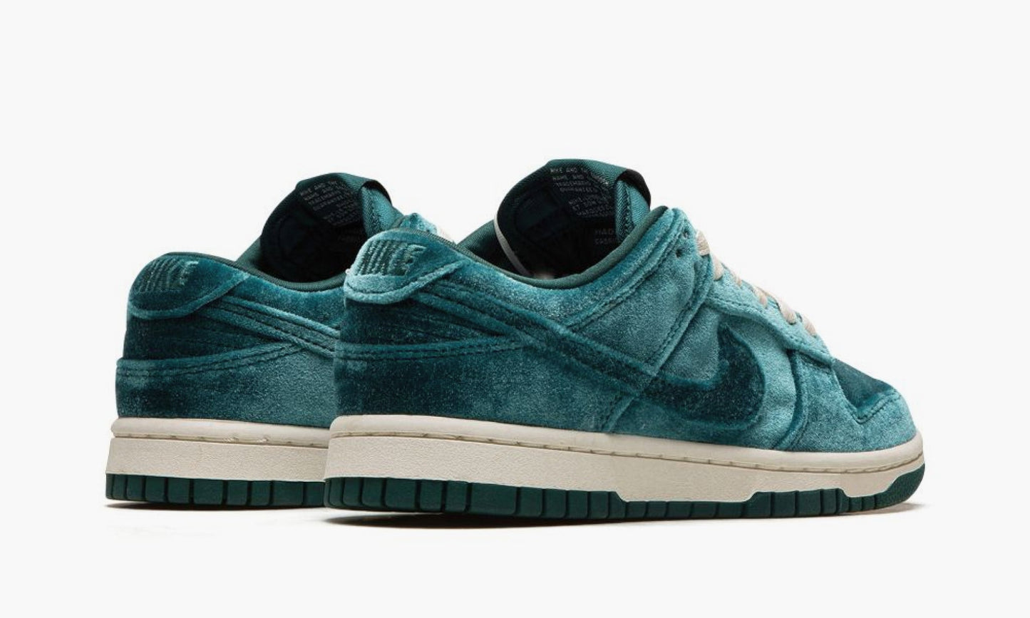 Nike Dunk Low WMNS "Velvet Teal" - DZ5224 300 | Grailshop