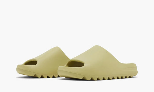 Yeezy Slides 'Resin' 2022 - FZ5904 | Grailshop