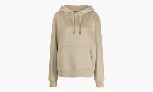Jacquemus Le Sweatshirt Brode Embroidered Logo Hoodie «Dark Beige» - 226JS3102120530 | Grailshop