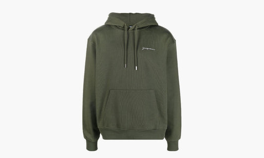 Jacquemus Le Sweatshirt Brode Embroidered Logo Hoodie «Khaki» - 22H226JS3102120560 | Grailshop
