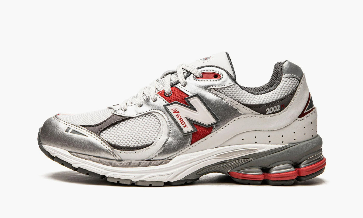 New Balance 2002r "Silver Metalic Team Red" - M2002RLB | Grailshop