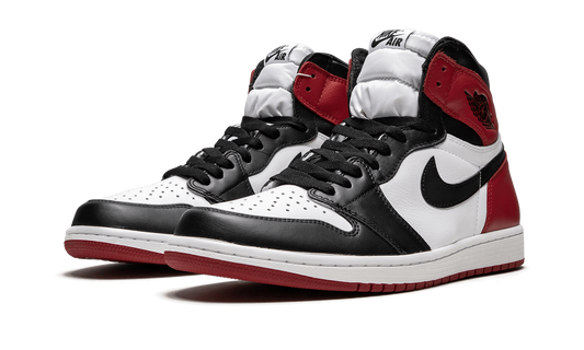 Jordan 1 High OG "Black Toe" - 555088 125 | Grailshop