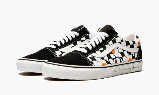 Vans Old Skool "Love Me Love Me Not" - VN0A5KRFB0B | Grailshop