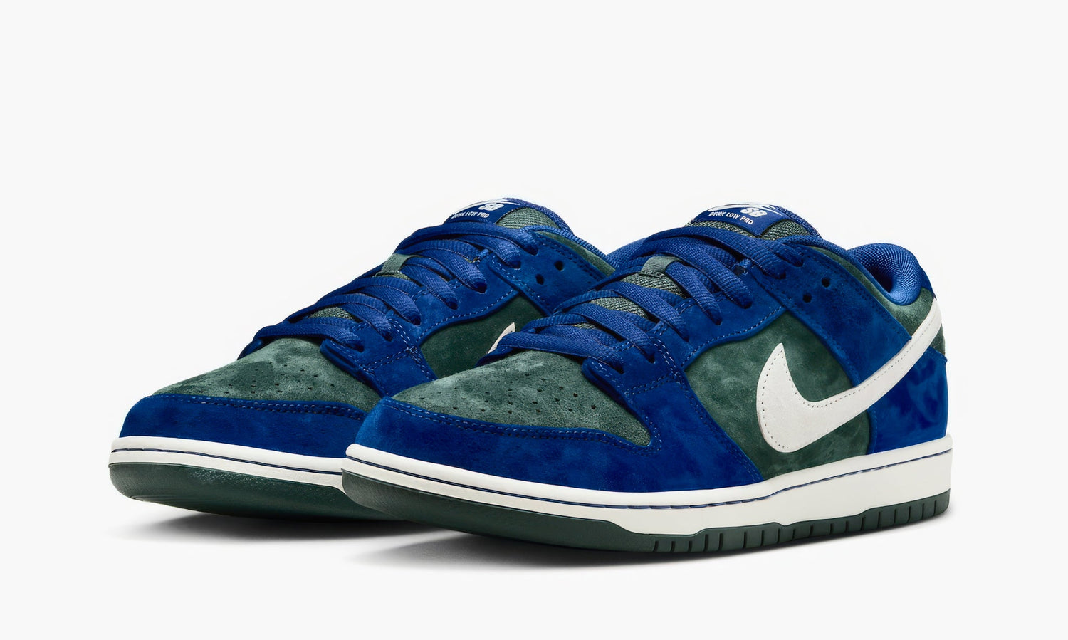 Nike SB Dunk Low "Deep Royal Blue" - HF3704-400 | Grailshop