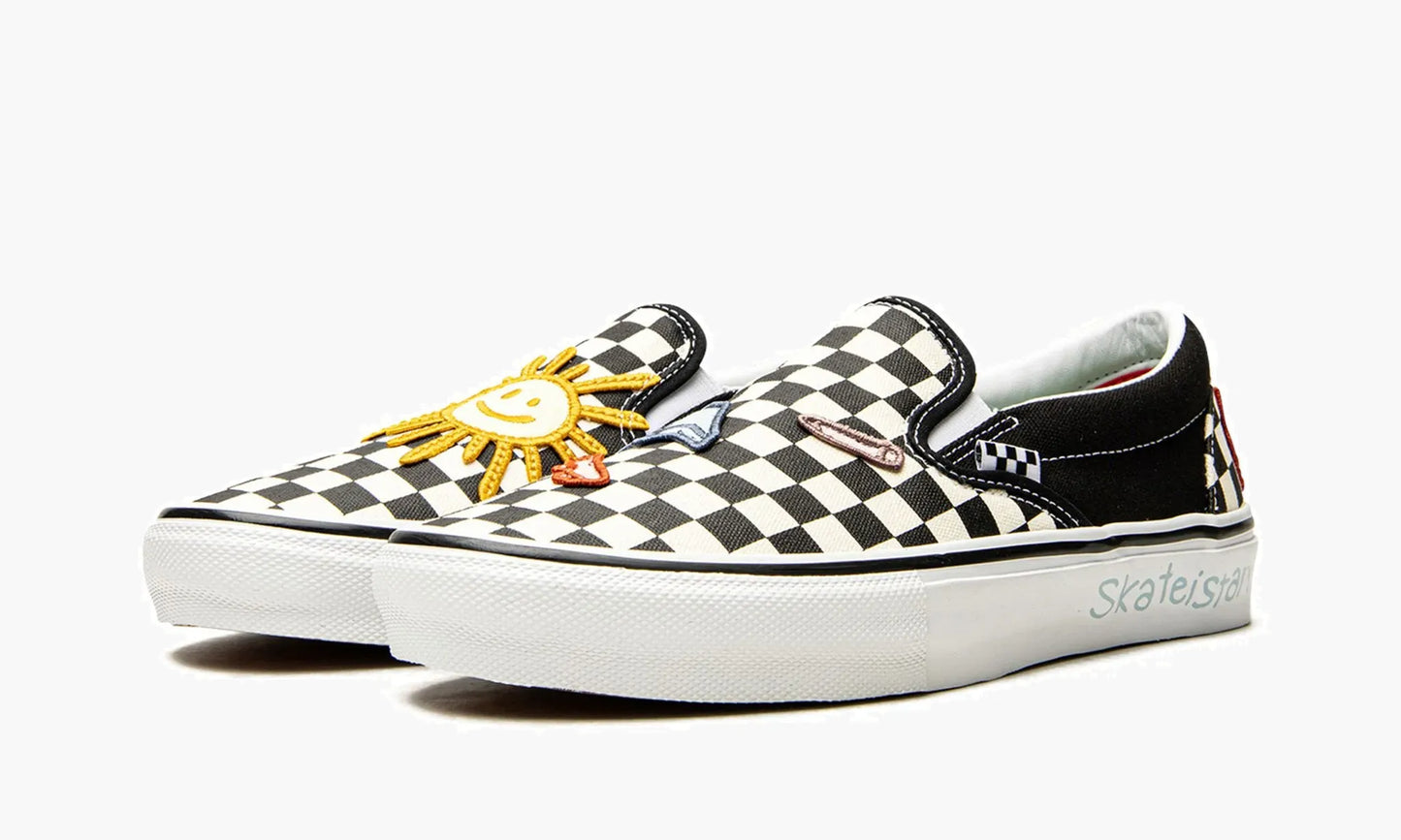 Vans Classic Slip-on "Skateistan" - VN0A5FCA89C | Grailshop