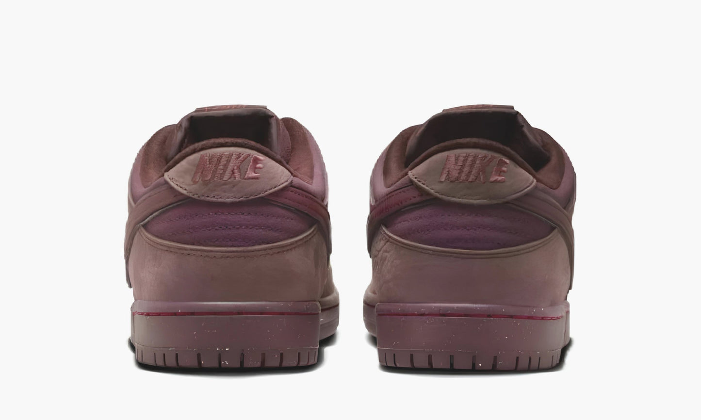 Nike SB Dunk "Low City Of Love Burgundy Crush" - FN0619-600 | Grailshop