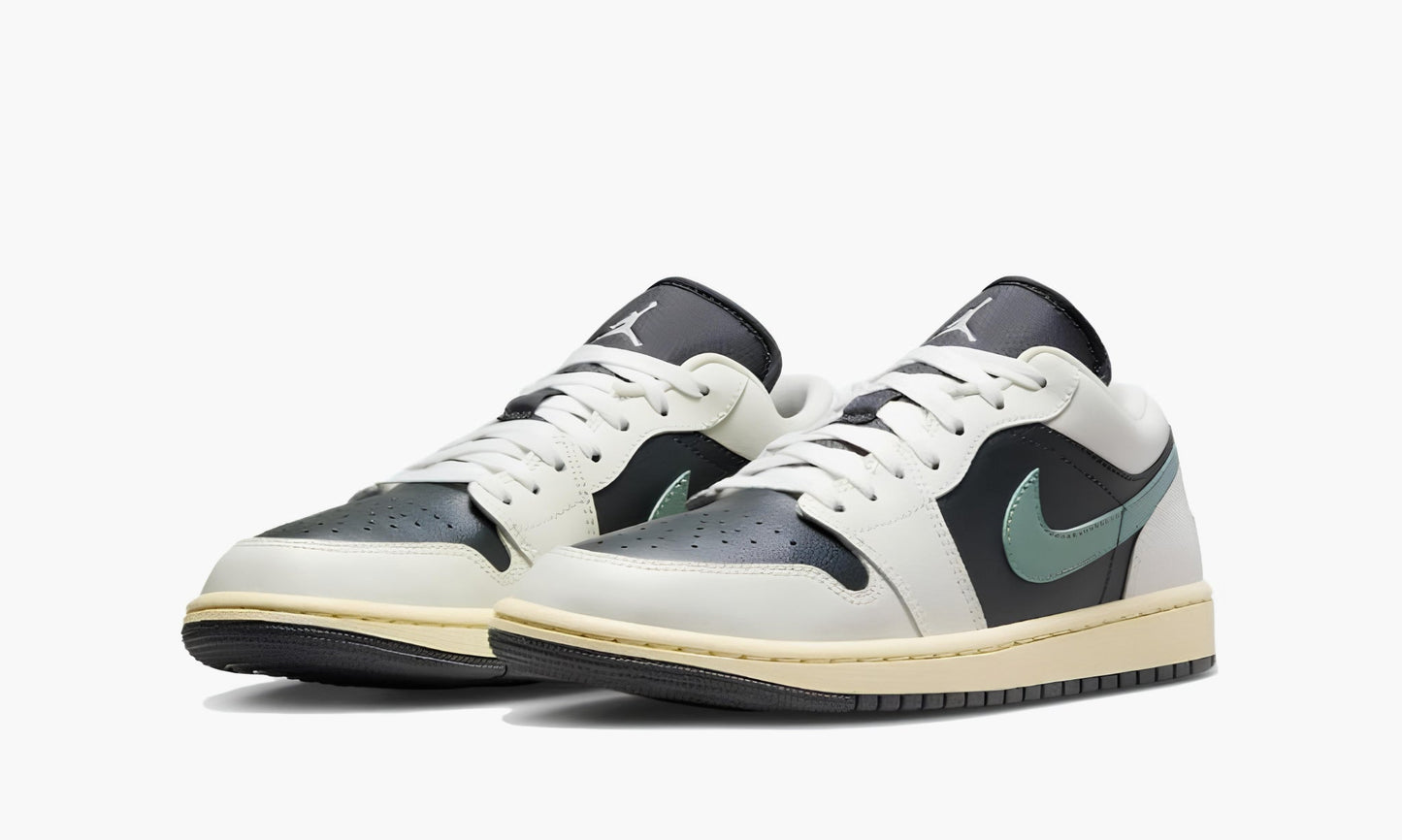 Nike Air Jordan 1 Low "Jade Smoke" - DC0774-001 | Grailshop