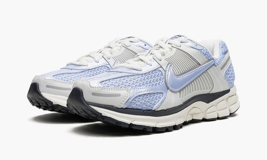 Nike Zoom Vomero 5 WMNS «Royal Tint Photon Dust» - FJ4588 025 | Grailshop