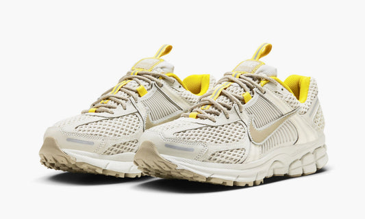 Nike Zoom Vomero 5 WMNS "Light Bone Yellow" - FJ7694 020 | Grailshop