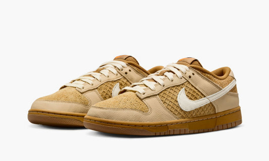 Nike Dunk Low "Waffle" - FZ4041-744 | Grailshop