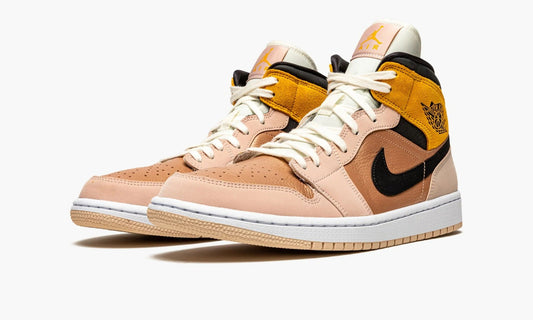 Air Jordan 1 Mid SE WMNS "Particle Beige" - DD2224 200 | Grailshop
