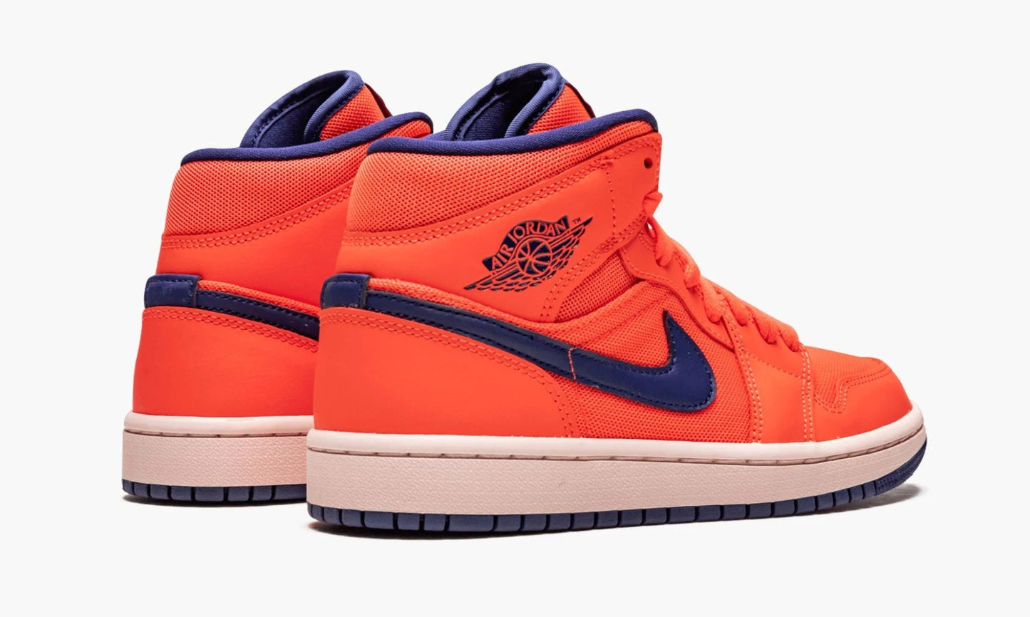 Air Jordan 1 Mid WMNS "Turf Orange"