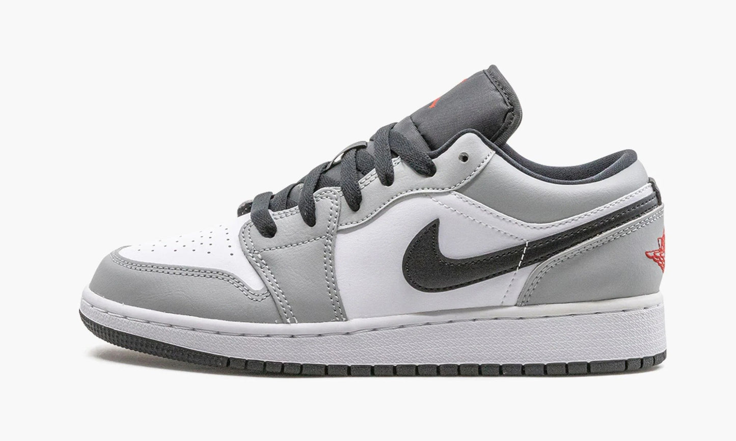 Air Jordan 1 Low GS "Light Smoke Grey" - 553560 030 | Grailshop