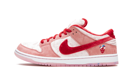 SB Dunk Low Pro “StrangeLove” - CT2552 800 | Grailshop