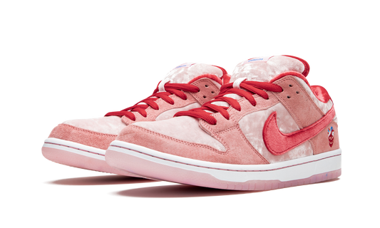 SB Dunk Low Pro “StrangeLove” - CT2552 800 | Grailshop