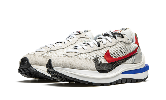 Sacai VaporWaffle "Sport Fuchsia” - CV1363 100 | Grailshop