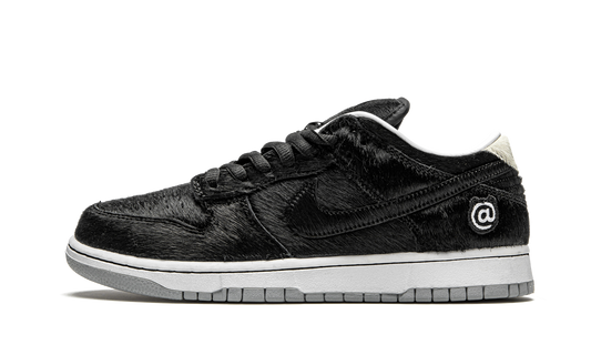 SB Dunk Low “Medicom Toy - BE@RBRICK” - CZ5127 001 | Grailshop