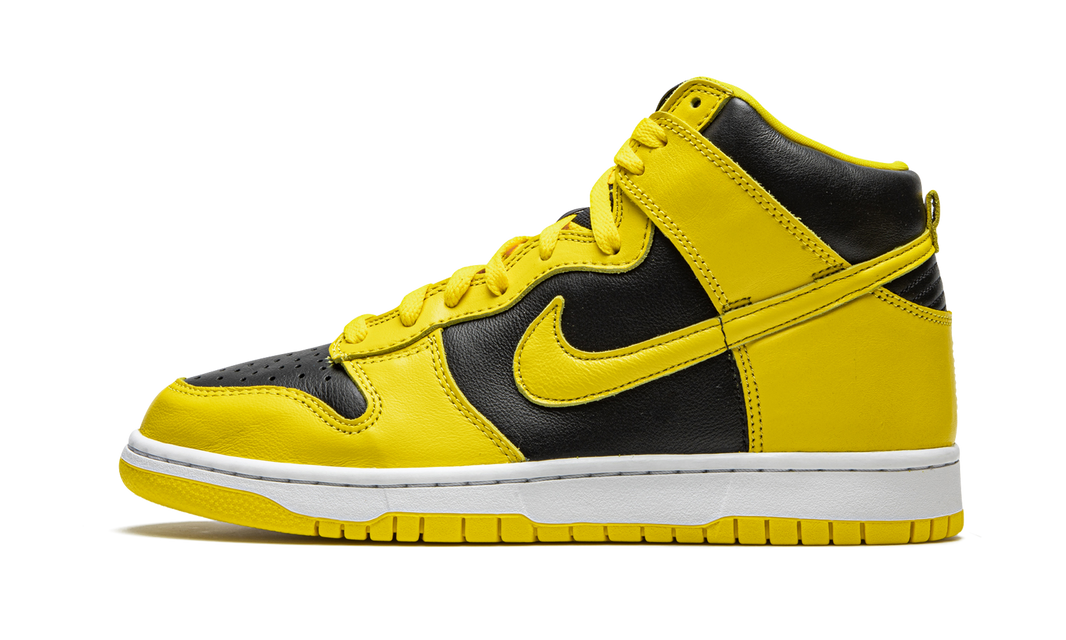 Hi yellow. Nike dunk sb yellow. Nike sb dunk high black yellow. Nike sb dunk желтые. Кроссовки адидас высокие желтые.