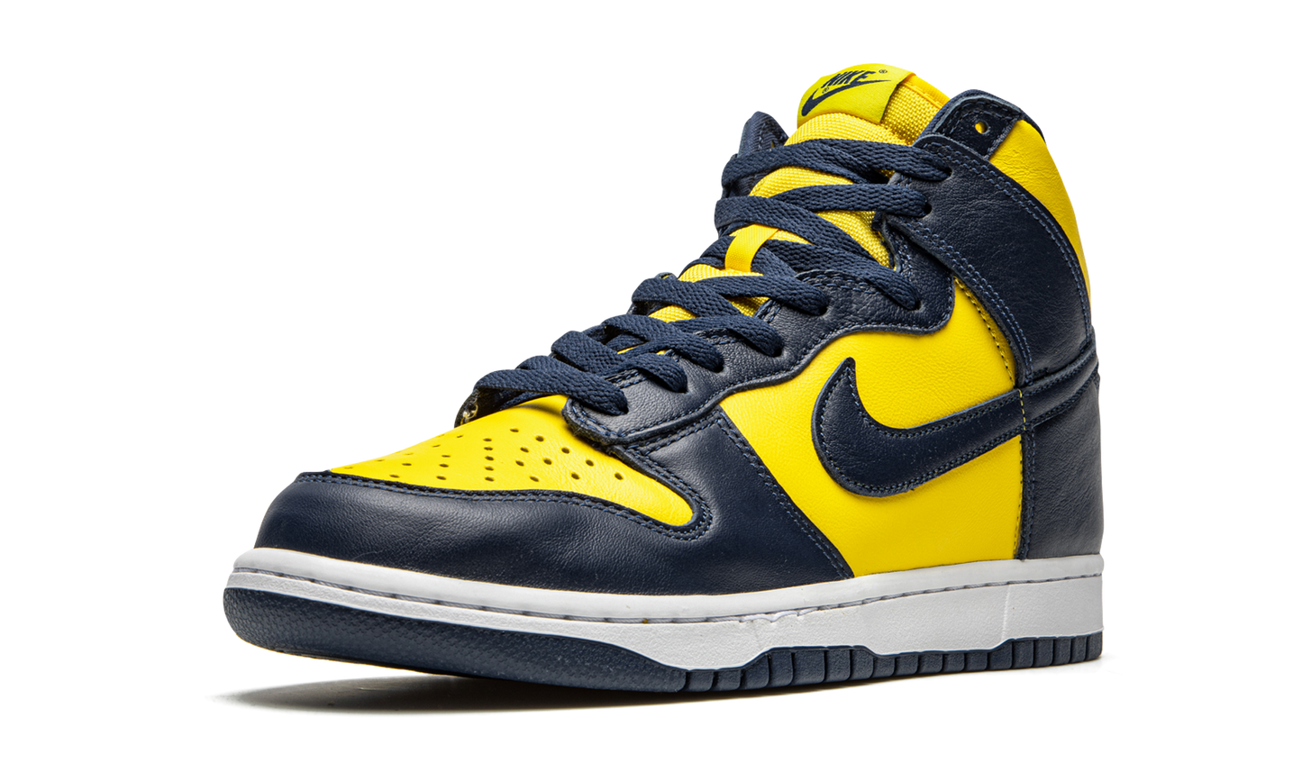 Dunk High SP “Michigan” - CZ8149 700 | Grailshop