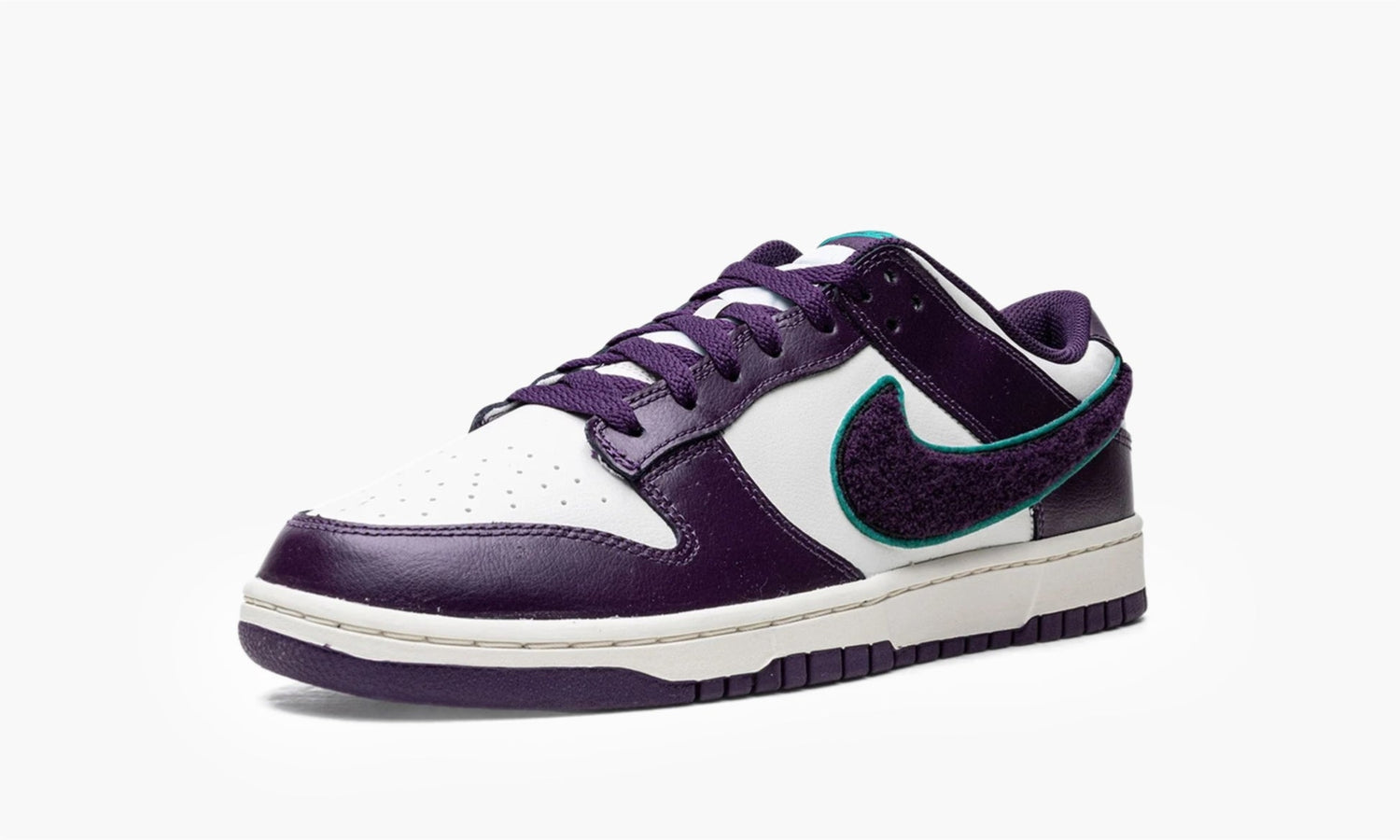 Dunk Low "Chenille Swoosh Sail Grand Purple" - DQ7683 100 | Grailshop