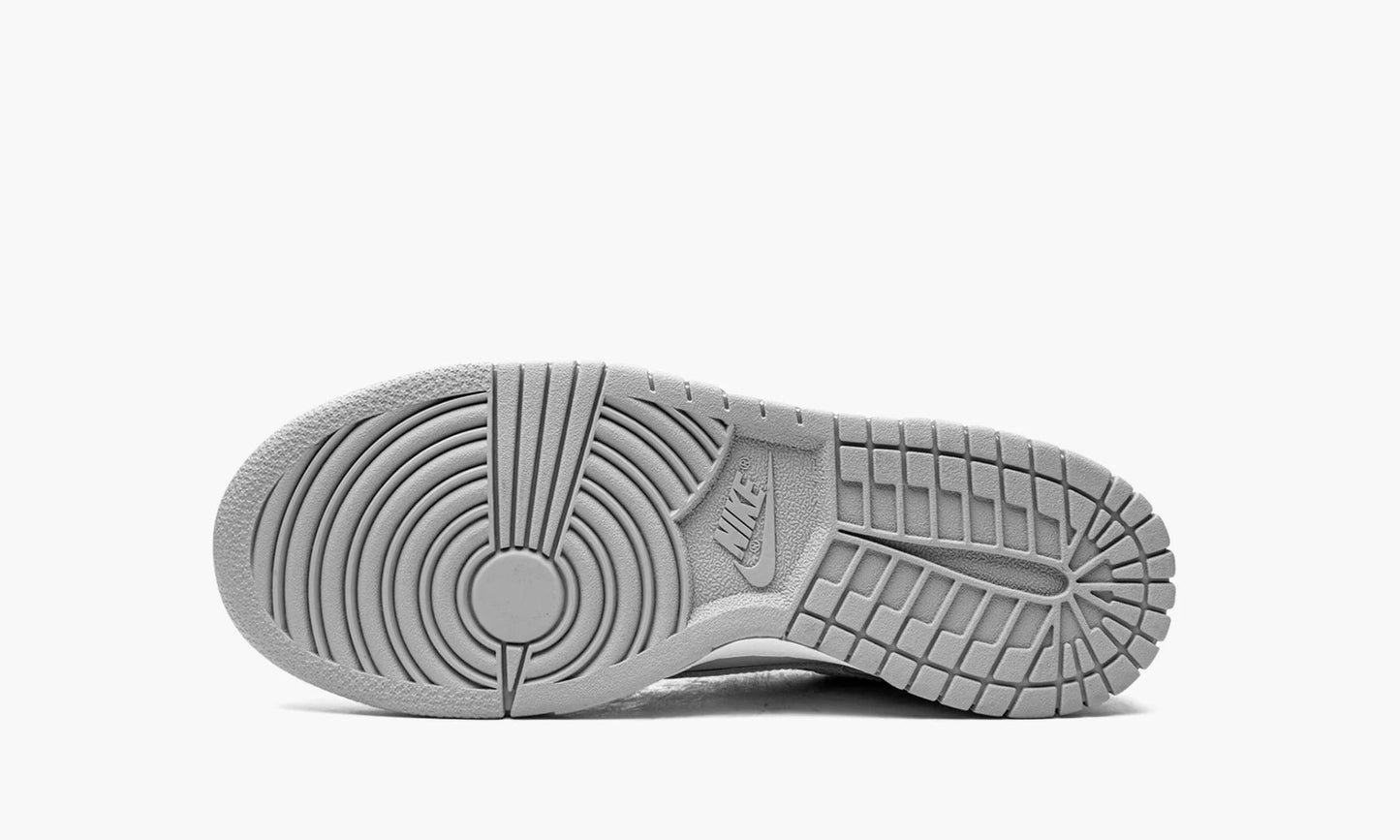 Dunk Low GS "Two-Toned Grey" - DH9765 001 | Grailshop
