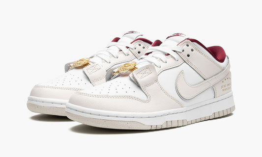 Dunk Low SE WMNS "Just Do It - White Phantom" - DV1160 100 | Grailshop