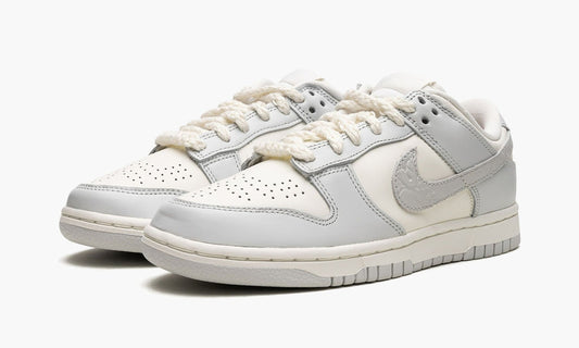 Dunk Low WMNS "Needlework Sail Aura" - FJ4553 133 | Grailshop